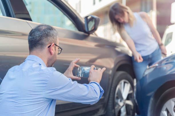 Professional Full Coverage Car Insurance technician working in Canby, OR